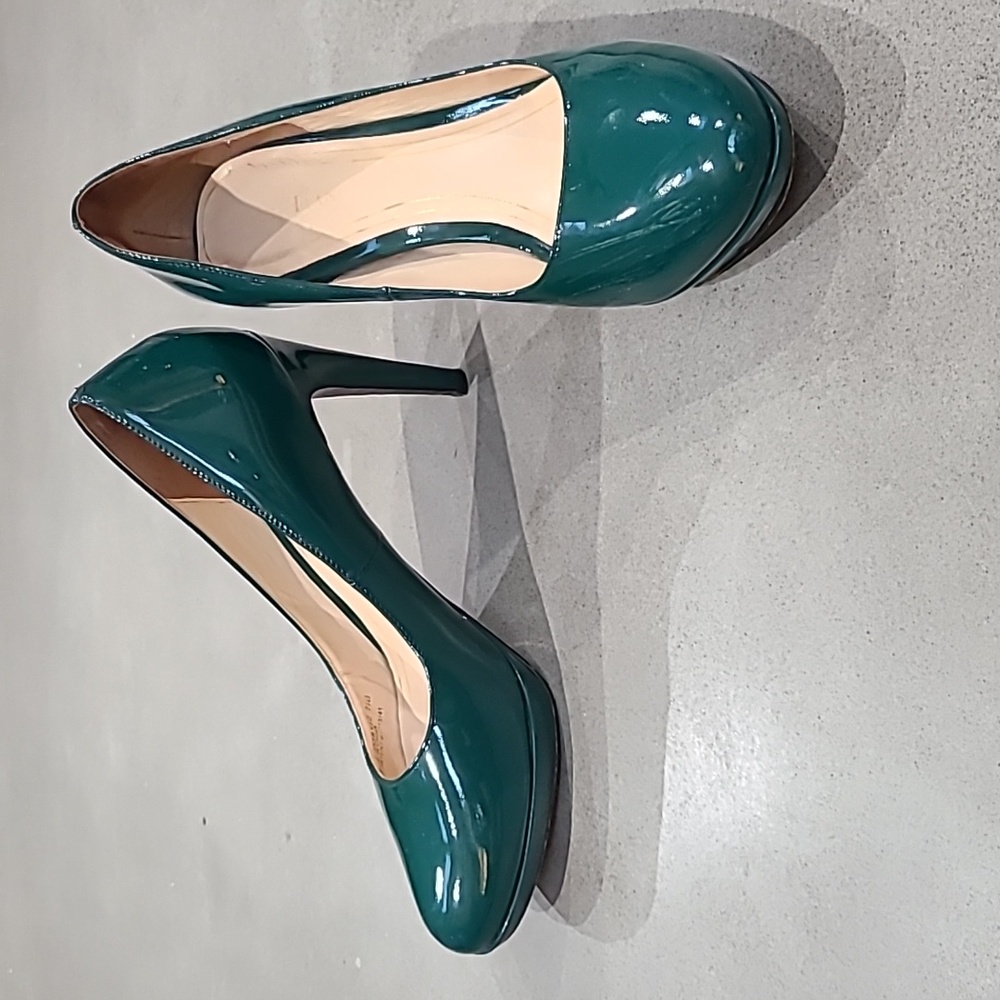 Cole Haan NikeAir Dark Teal Patent Chelsea Pump | Size 7.5B